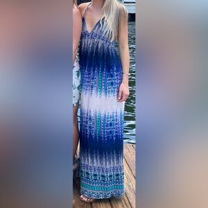 En Crème Maxi Dress Small